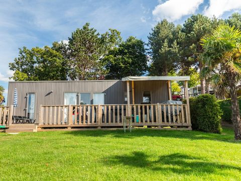 MOBILHOME 6 personnes - Mobil-home | Premium | 3 Ch. | 6 Pers. | Terrasse surélevée | 1 SDB | Clim. |
