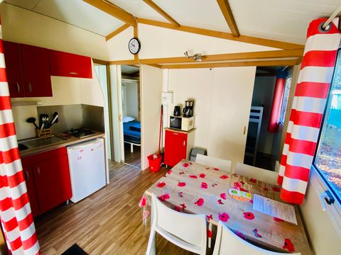 CHALET 4 personnes - Chalet Bouleau Standard 20m² - 2 chambres + Terrasse couverte 10m²