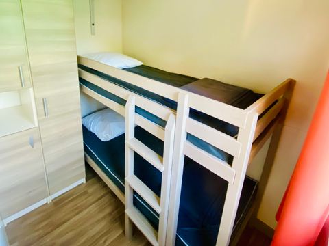 CHALET 4 personnes - Chalet Bouleau Standard 20m² - 2 chambres + Terrasse couverte 10m²