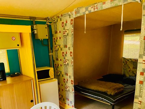 BUNGALOW TOILÉ 5 personnes - Bungalow Toilé Prunier Standard 25m² (sans sanitaires) - 2 chambres + Terrasse non couverte 10m² 5 pers. 