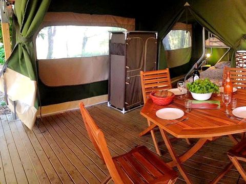 TENTE 5 personnes - Tente Safari Acacia Standard 23m² (sans sanitaires) - 2 chambres + terrasse couverte 12m² 5 pers.