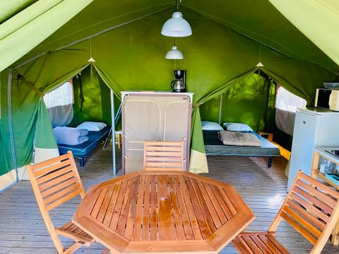 TENTE 5 personnes - Tente Safari Acacia Standard 23m² (sans sanitaires) - 2 chambres + terrasse couverte 12m² 5 pers.