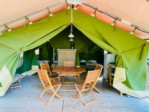 TENTE 5 personnes - Tente Safari Acacia Standard 23m² (sans sanitaires) - 2 chambres + terrasse couverte 12m² 5 pers.