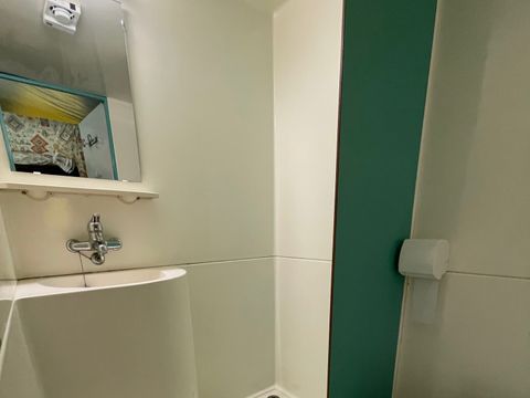 BUNGALOW TOILÉ 5 personnes - Bungalow Toilé Cerisier Standard 25m² - 2 chambres + Terrasse couverte 10m² 5 pers. 