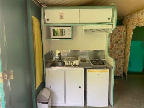 BUNGALOW TOILÉ 5 personnes - Bungalow Toilé Cerisier Standard 25m² - 2 chambres + Terrasse couverte 10m² 5 pers. 