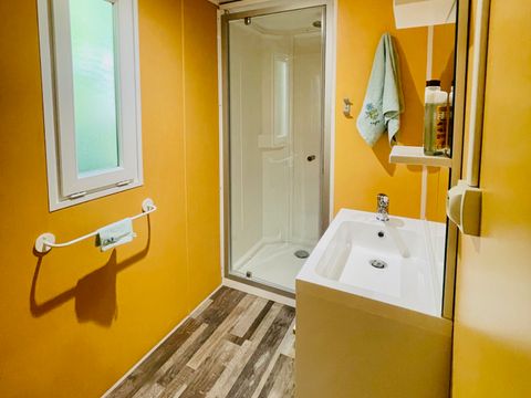 Mobilhome 4 personnes - Mobilhome Chêne Confort 30m² - 2 chambres + Terrasse couverte 14m² 4 pers.