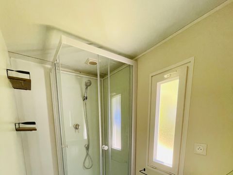 MOBILHOME 4 personnes - Frêne Confort 23m² - 2 chambres + Terrasse couverte 4m² 4 pers. 