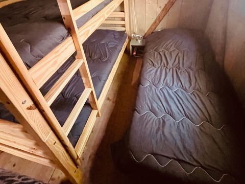 LODGE 5 personnes - Lodge Erable Confort 25m² - 2 chambres + Terrasse couverte 12m² 5 pers.