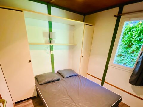 CHALET 5 personnes - Chalet Hibiscus Standard 20m² - 2 chambres + Terrasse couverte 10m²