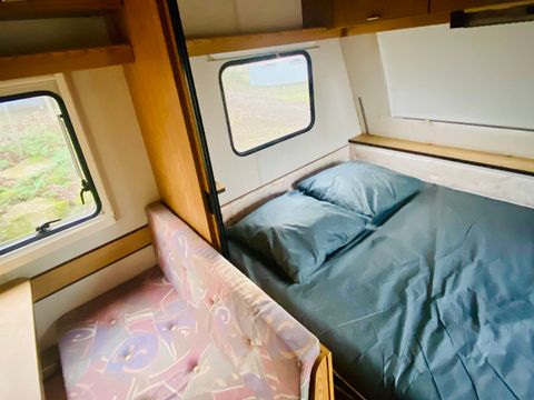 CARAVANE 2 personnes - Locaravane 10m² + Terrasse 9m²