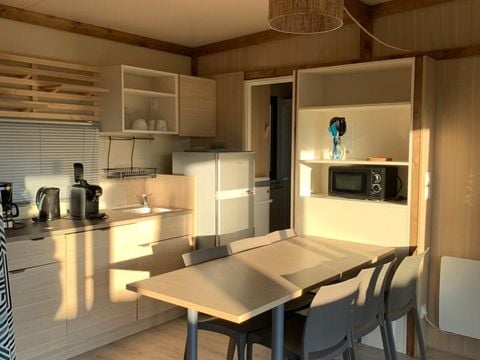CHALET 5 personnes - Premium 30m² - (5pers) 2 CH+ 1SDB + WC + Terrasse 19m² + TV + LV + Vue Canal