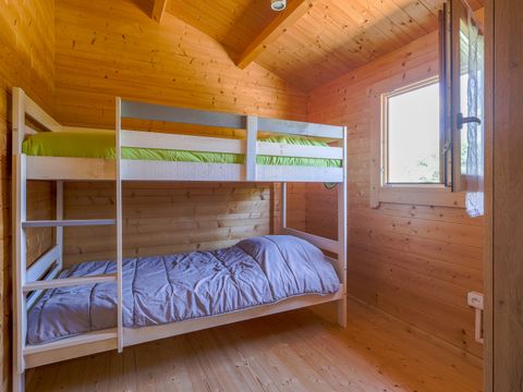 Chalet 4 personnes - Chalet Bois Nature Confort 25m² (2ch - 4 pers) + Clim ( S )