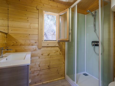 Chalet 4 personnes - Chalet Bois Nature Confort 25m² (2ch - 4 pers) + Clim ( S )