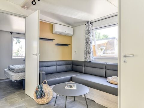 Mobilhome 6 personnes - Comfort XL | 2 Ch. | 4/6 Pers. | Terrasse surélevée | Clim. | TV