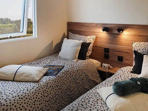 MOBILHOME 4 personnes - Comfort | 2 Ch. | 4 Pers. | Terrasse surélevée | Clim.
