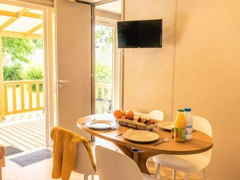 MOBILHOME 4 personnes - Premium Manureva 3 Pièces 4 Personnes + TV 2sdb