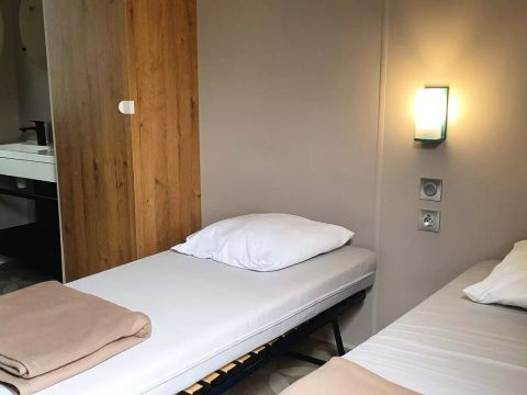 MOBILHOME 4 personnes - Mobil-home Premium Alizé 3 Pièces 4 Personnes + TV 2sdb