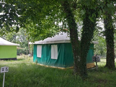 BUNGALOW TOILÉ 4 personnes - Sans sanitaires