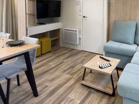 MOBILHOME 6 personnes - ELEGANCE 40m²  (3 chambres - 2 SDB - Climatisation) terrasse 27m² - Nouveauté 2024