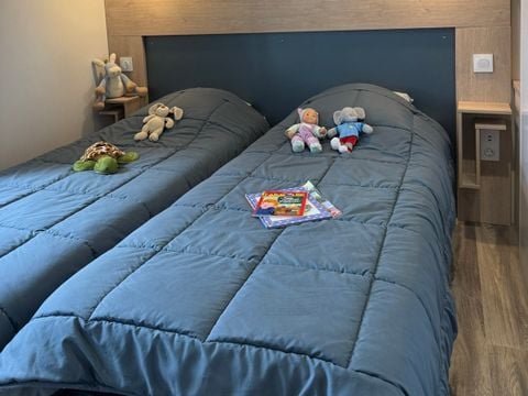 MOBILHOME 6 personnes - ELEGANCE 40m²  (3 chambres - 2 SDB - Climatisation) terrasse 27m² - Nouveauté 2024