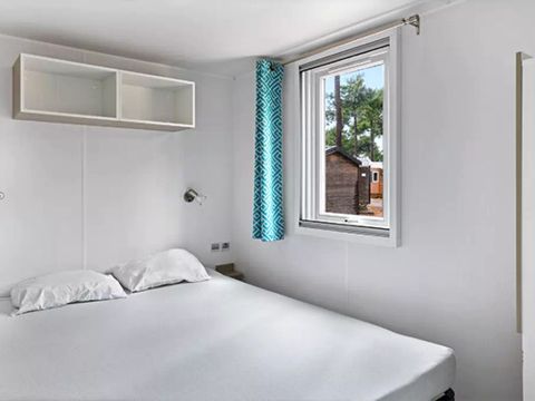 MOBILHOME 6 personnes - Mobil-home | Classic | 3 Ch. | 6 Pers. | Terrasse surélevée | 1 SDB | TV