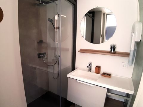 MOBILHOME 2 personnes - Cottage JASMIN + jacuzzi 21m² (1 chambre)