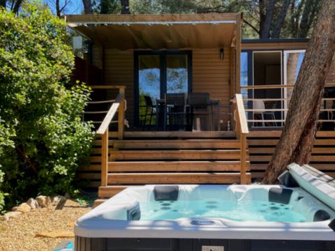 MOBILHOME 5 personnes - NEW 2023 ! Cottage MAGNOLIA + jacuzzi 32m² (2 chambres)