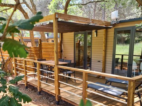 MOBILHOME 5 personnes - NEW 2023 ! Cottage MAGNOLIA + jacuzzi 32m² (2 chambres)