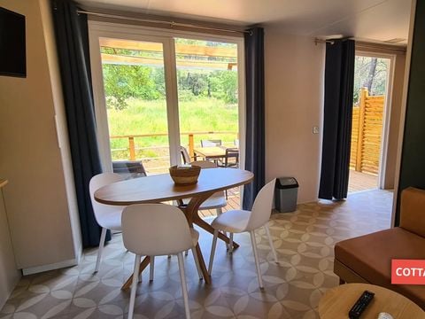 MOBILHOME 6 personnes - NEW 2023 ! Cottage MAGNOLIA + jacuzzi 32m² (2 chambres)