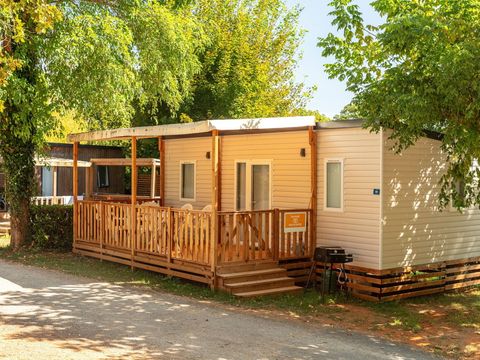 MOBILHOME 4 personnes - Mobil-home | Premium | 2 Ch. | 4 Pers. | Terrasse surélevée | Clim. | TV