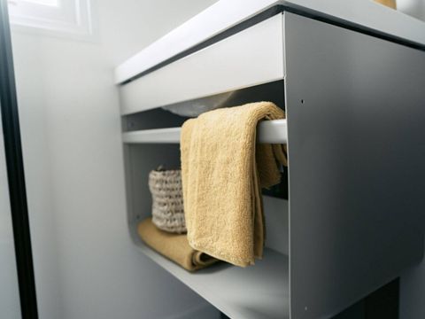 MOBILHOME 4 personnes - Mobil-home | Premium | 2 Ch. | 4 Pers. | Terrasse surélevée | Clim. | TV