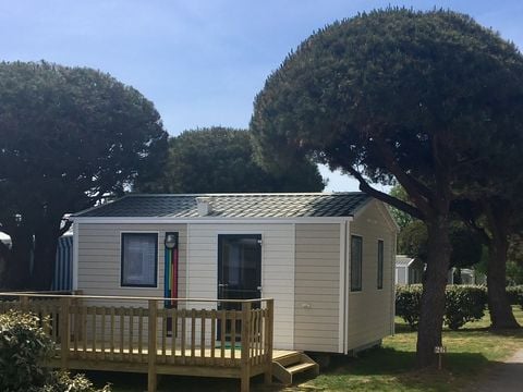 MOBILHOME 2 personnes - 20m² - 1 chambre - terrasse - TV -