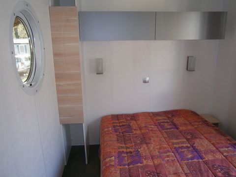 MOBILHOME 5 personnes - 2 chambres - terrasse semi-couverte - TV