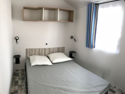 MOBILHOME 4 personnes - Mobil-Home 28 à 30  m² - 2 chambres - terrasse semi-couverte ou couverte - TV -