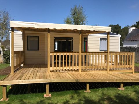 MOBILHOME 4 personnes - PMR 31m² - 2 chambres - terrasse couverte (adapté pour personnes à mobilité réduite) - TV