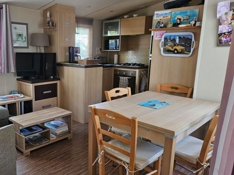 MOBILHOME 6 personnes - 3 chambres - terrasse couverte - TV -