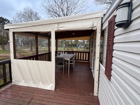 MOBILHOME 6 personnes - 3 chambres - terrasse couverte - TV -