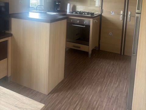 MOBILHOME 6 personnes - 3 chambres - terrasse couverte - TV -