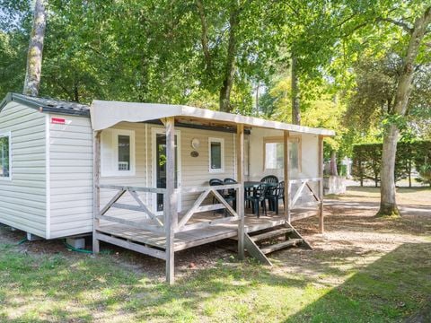 MOBILHOME 6 personnes - Confort | 3 Ch. | 6 Pers. | Terrasse surélevée | 1 SDB | TV