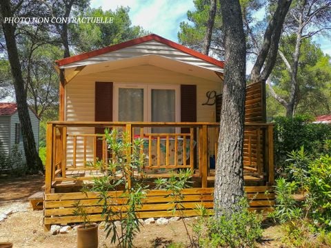 MOBILHOME 2 personnes - Corsaire CONFORT -1 chambre 20m²- *Clim, terrasse, TV*