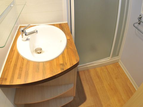 MOBILHOME 4 personnes - Florès CONFORT -2 chambres 30m²- *Clim, terrasse, TV*