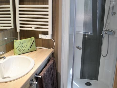 Mobilhome 4 personnes - Maldives CONFORT -2 chambres 32m²- *Clim, terrasse, TV*