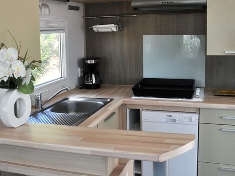 Mobilhome 4 personnes - Maldives CONFORT -2 chambres 32m²- *Clim, terrasse, TV*