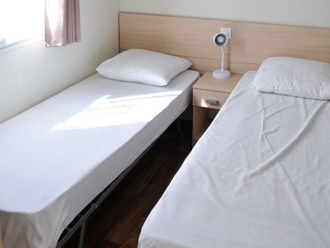 MOBILHOME 6 personnes - Blueberry 3  PREMIUM -2 chambres 32m²- *Clim, terrasse, TV*