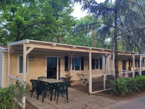Mobilhome 6 personnes - LARGE- Accès - PMR