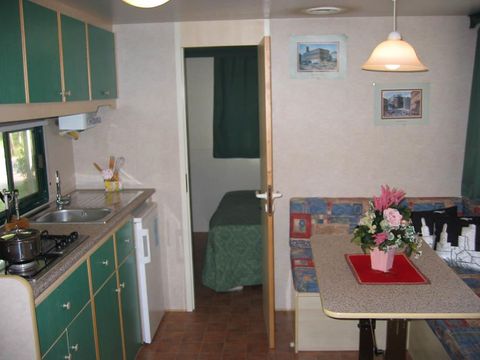 MOBILHOME 4 personnes - BASIC