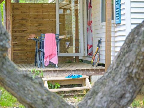 MOBILHOME 2 personnes - standard - 15 m² (1 chambre - climatisation - TV)