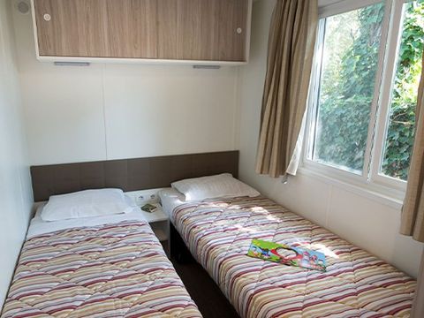 Mobilhome 6 personnes - Comfort XL | 3 Ch. | 6 Pers. | Terrasse Couverte | 2 SDB | Clim.