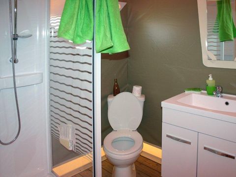 TENTE TOILE ET BOIS 4 personnes - Canada avec sanitaire