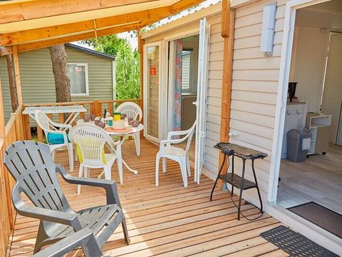 MOBILHOME 5 personnes - Mobil-home | Comfort | 2 Ch. | 5 Pers. | Terrasse surélevée | Clim.